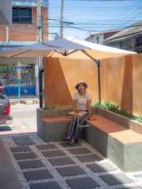 ตาหลี โกปี้ : คาเฟ่ลับมุมตึก 