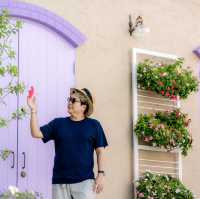 99 Villa & Cafe