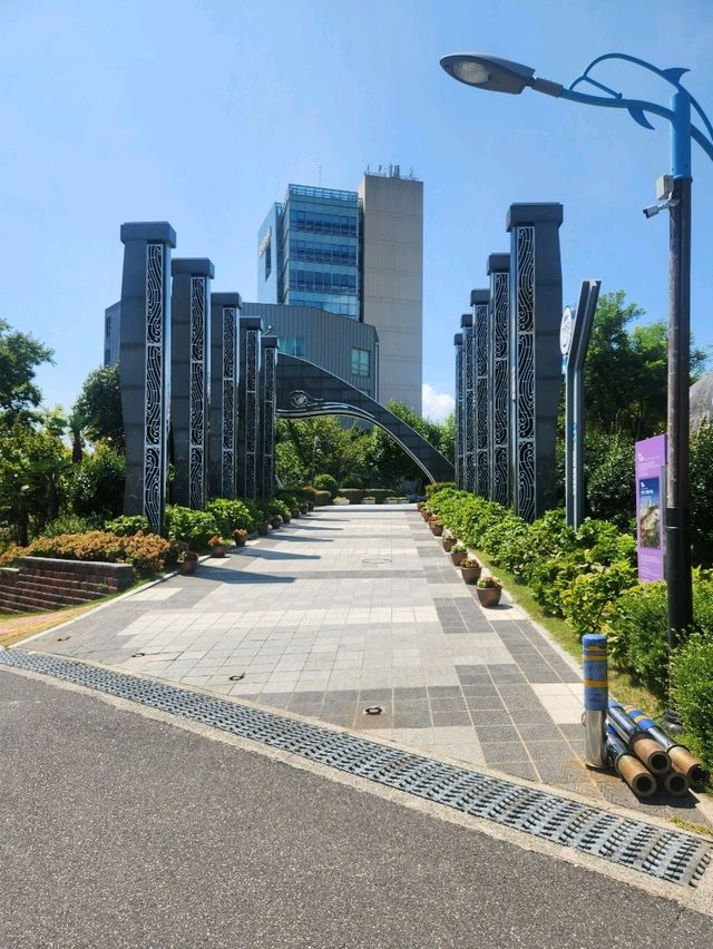 교복입고 야외데이트가 가능한 장생포고래문화마을👍