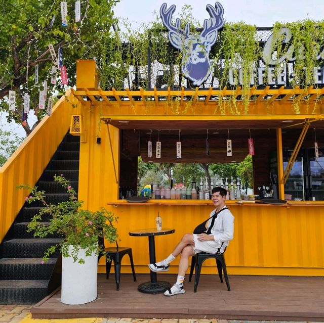 ร้านกาแฟริมแม่น้ำฮันในดานัง