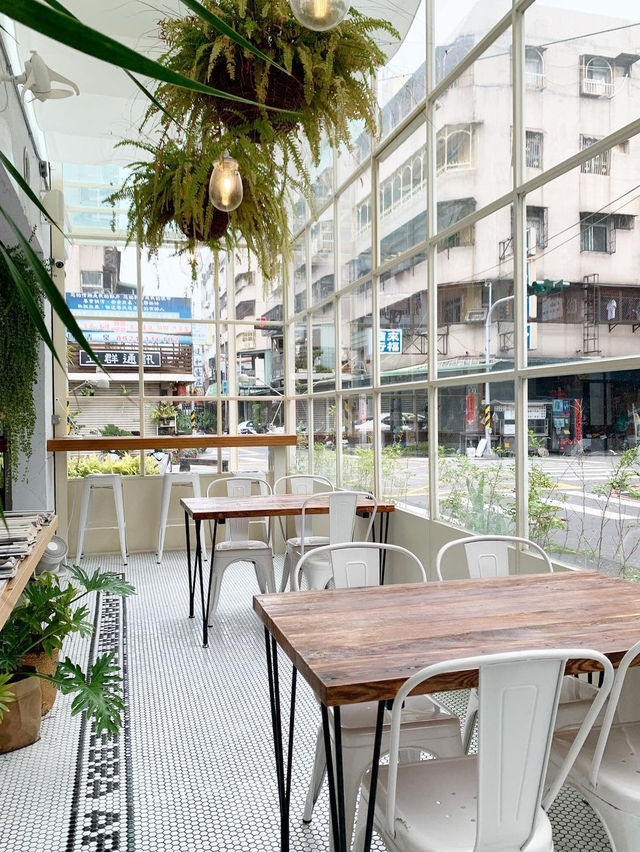 台灣台中咖啡廳「Zebra Apartment Cafe 斑馬公寓咖啡」 台灣台中咖啡廳「Zebra Apartment Cafe 斑馬公寓咖啡」