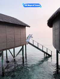 🇲🇻 Floating in Centara Ras Fushi Maldives