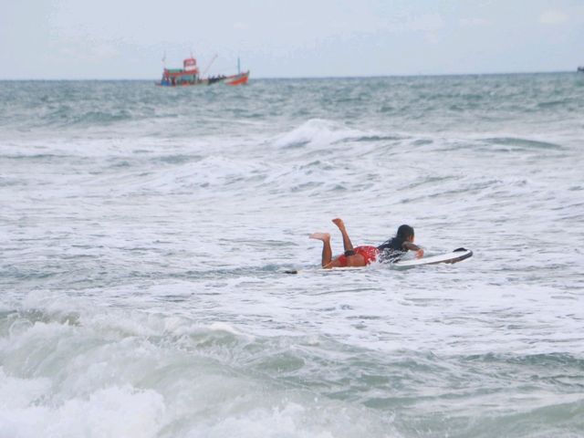 ดูเล่น Surfboard ที่ระยอง