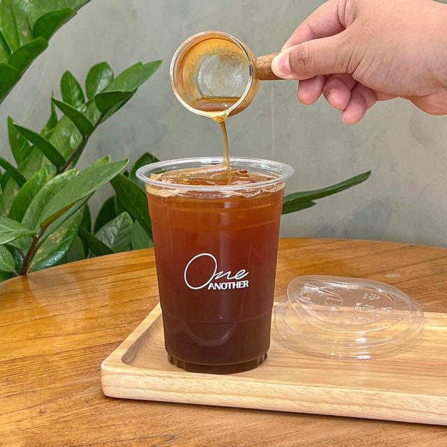 One Another Cafe บางปู