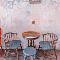  Ling Chen Cafe 