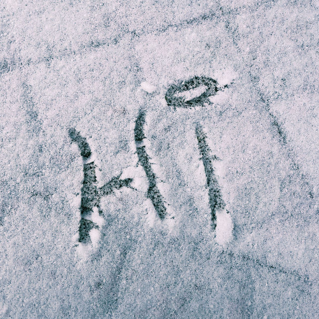 遊走在人文氣息裡，踏著雪白的路
