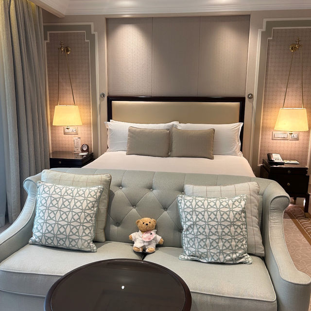 The Fullerton Hotels and Resorts💜