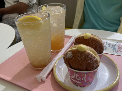 韓國釜山 少女心炸裂的咖啡店 Cafe Knotted 海雲臺 노티드 부산 해운대