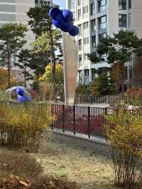 단지 중앙에 예쁜 단풍과 🌳 소담한 산책길을 경험할 수 있는 송파 공원 여행지 추천🍁