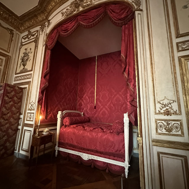 Very beautiful castle with easy to photo