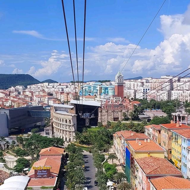 Hon Thom Cable Car & Island