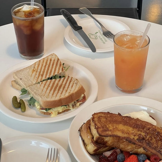 韓国🇰🇷 キョンジュにあるボリューミーブランチカフェ