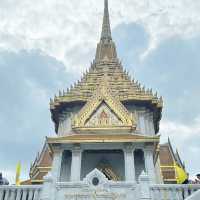 Golden Wonders: A Visit to Wat Traimit in Bangkok 🇹🇭