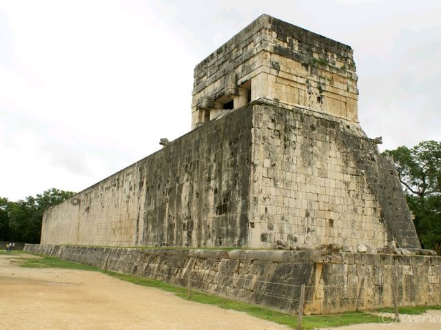 【メキシコ】古代マヤの神殿ピラミッド「チチェン・イツァ」