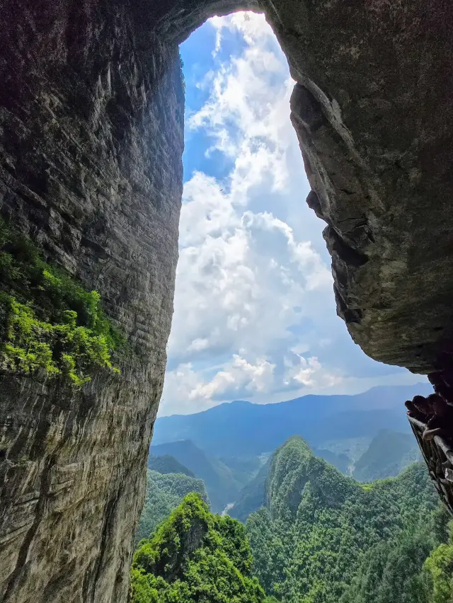 천문산(Tianmen Mountain)