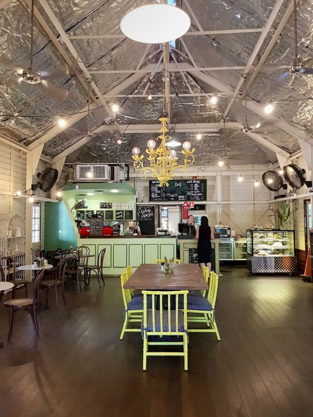 Eva’s Cafe
