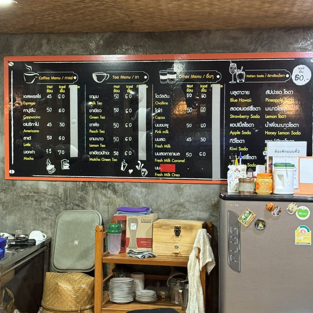 새벽에 문여는 반자보카페 
