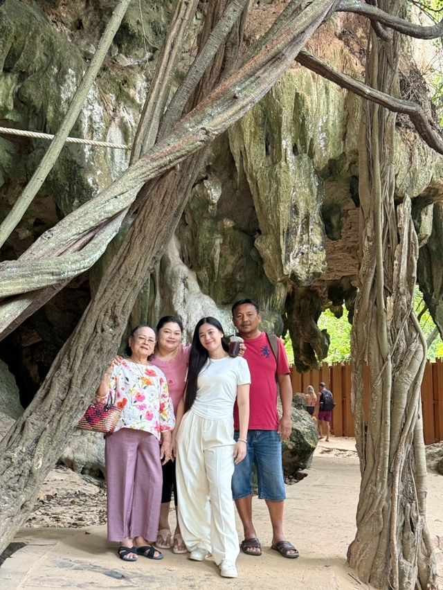 หาดไร่เลย์ จ.กระบี่