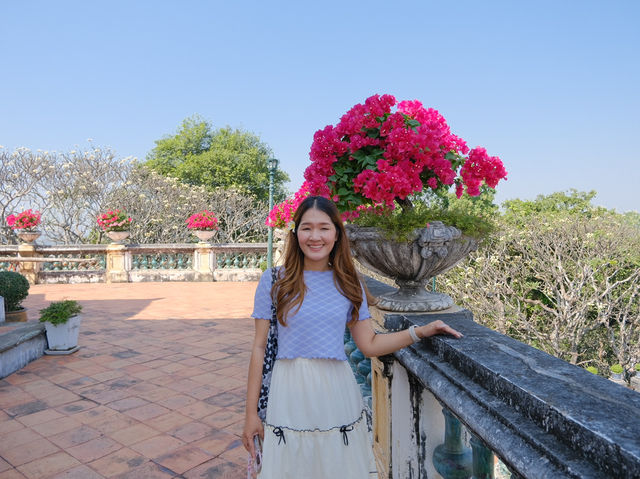 เที่ยวเมืองพระนครคีรี ชมดอกไม้ในวังเก่า 🌸✨