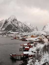 🇳🇴 Winter Magic in Reine: A Colorful Arctic Escape