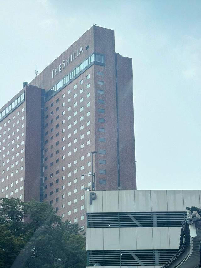 결혼기념일로 겨우 예약한 이곳 !!!