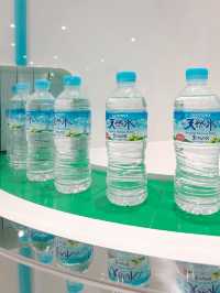 いつも飲んでる！あの天然水の工場見学