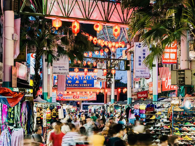 Immerse yourself in Kuala Lumpur's vibrant Chinatown on Petaling Street