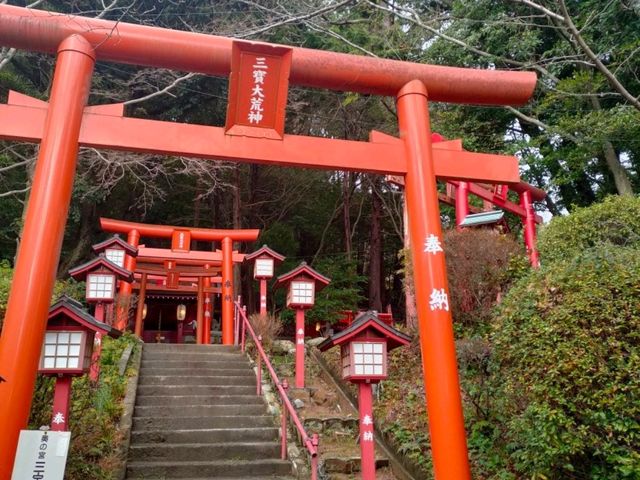 Miyajidake Shrine : ศาลเจ้าศักดิ์สิทธิ์ เชือกศักดิ์สิทธิ์ชิเมนาวะ ชมพระอาทิตย์ตก