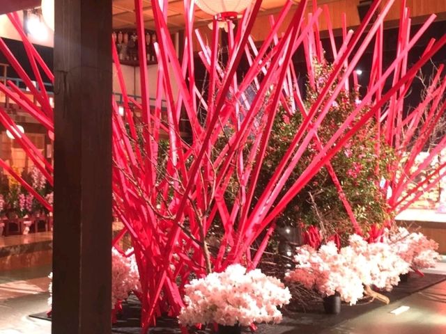 假屋崎省吾による華麗なる美の世界