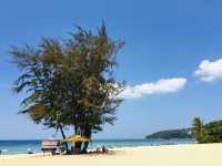 หาดกะรน ทะเลสวย น้ำใส หาดทรายขาว ชิลที่สุด