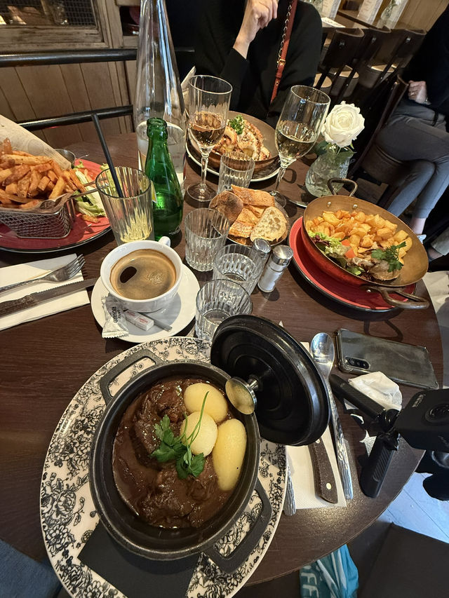 【次のパリ旅行も絶対ここ🇫🇷】一泊2万で最高の経験！間違いなくこのホテルが旅行の満足度を底上げした！