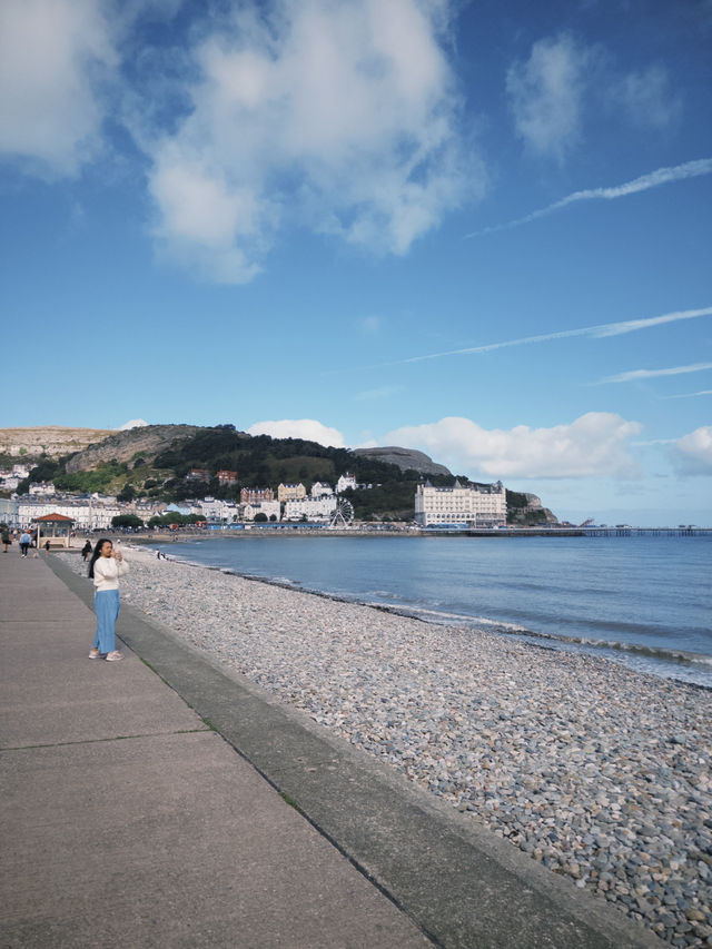 Vintage Llandudno | A Seaside Escape