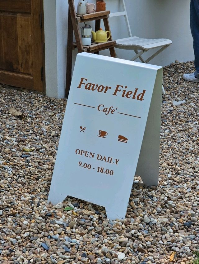 Favor Field Cafe | ราชบุรี
