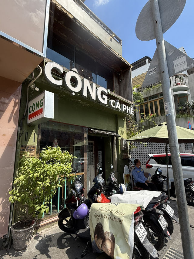Spring Blooms at Cộng Coffee🩷🌸