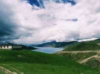 中國西藏山南貢嘎著名旅遊景點羊卓雍措旅行攻略，適合打卡拍照📸