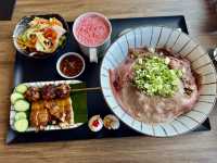 大立百貨9樓影城旁邊泰國美食（大港老船麵）好吃值得推薦大家