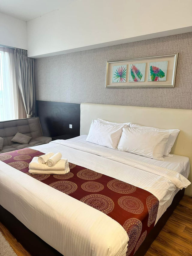 “Hidden Gem by the Sea: Guest Experiences at Amerald Resort Hotel Desaru”