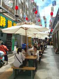 A GUIDE TO HERITAGE WALKS ON PART OF OLD KUNMING STREET