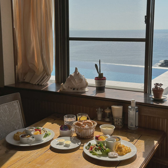 Cutest Hotel in Izu, Japan🛖💖
