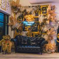 สุนทรีไปกับแสงสี Ratri Hotel Phuket Old Town