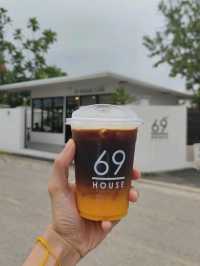 69 HOUSE Cafe’ คาเฟ่ปากเกร็ด นนทบุรี