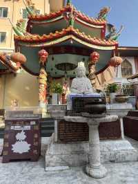 พระแม่กวนอิมหยกขาว