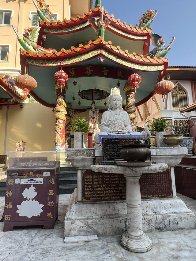พระแม่กวนอิมหยกขาว