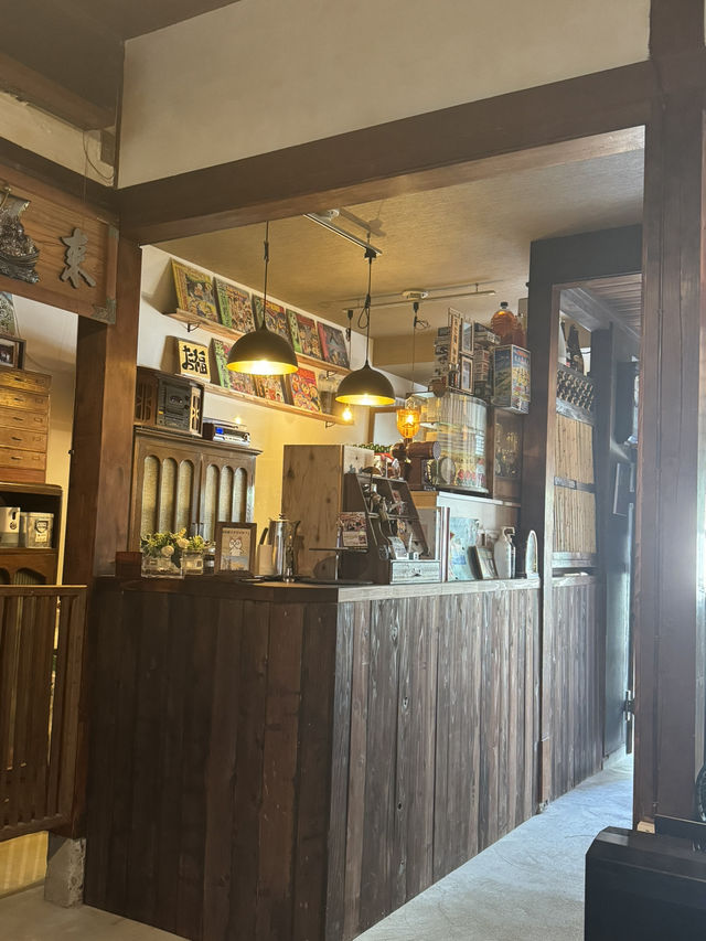 【福岡カフェ】築100年の古民家をリノベーションした昭和レトロなカフェ☕️
