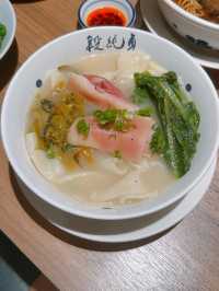 台灣過江龍麵店