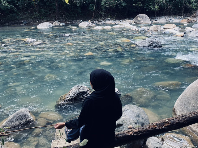 Lata Changkah: Where Vibes Meet Slippery Rocks