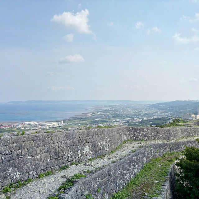 🏯【沖繩中城城跡】世界遺產評測：石牆博物館 × 護佐丸悲劇舞台 × 360度絕景！
