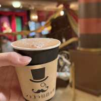 蛇口からチョコレート🍫⁉️夢のチョコレート館