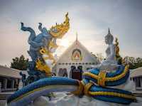 タイ東北部の静寂な寺院で、仏教の深い教えに触れてみてください。🕊️🌿