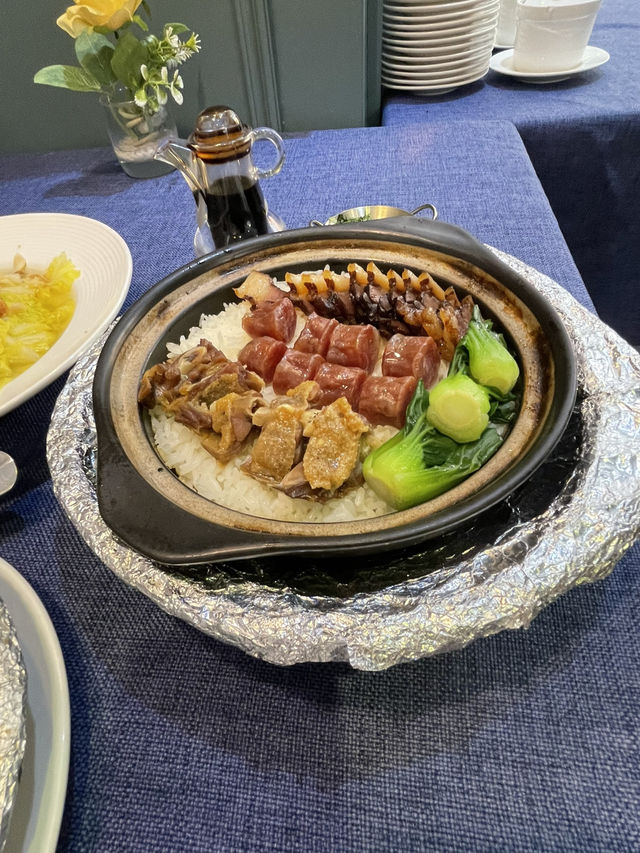 經典配搭的煲仔飯